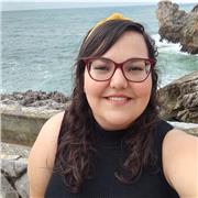 Profesora comprometida con el proceso de enseñanza y aprendizaje.